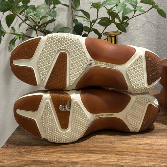 Mark Nason Women’s 10 Giraffe Print Neo Block Leather Platform Sandals Comfort - Picture 5 of 7